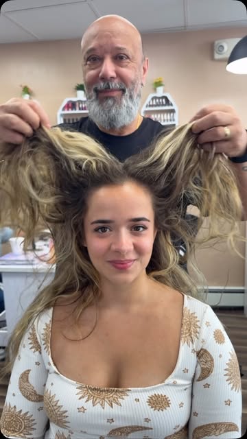 Coloração no Authentic Beauty Hair Salon